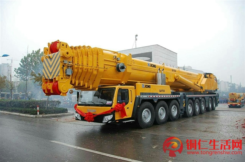 銅仁市吊車出租，銅仁市大件吊裝，銅仁市隨車吊出租。